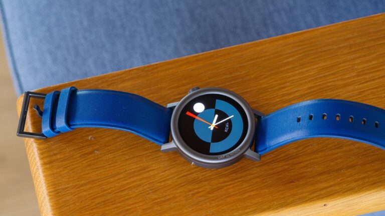 Fiyatıyla iddialı CMF Watch Pro 2 ve Buds Pro 2 tanıtıldı!