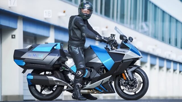 Kawasaki, ilk hidrojen yakıtlı motosikletini sahneye çıkardı!