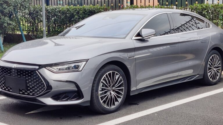 BYD’nin pazarı karıştıracak hibrit sedan modeli ortaya çıktı!