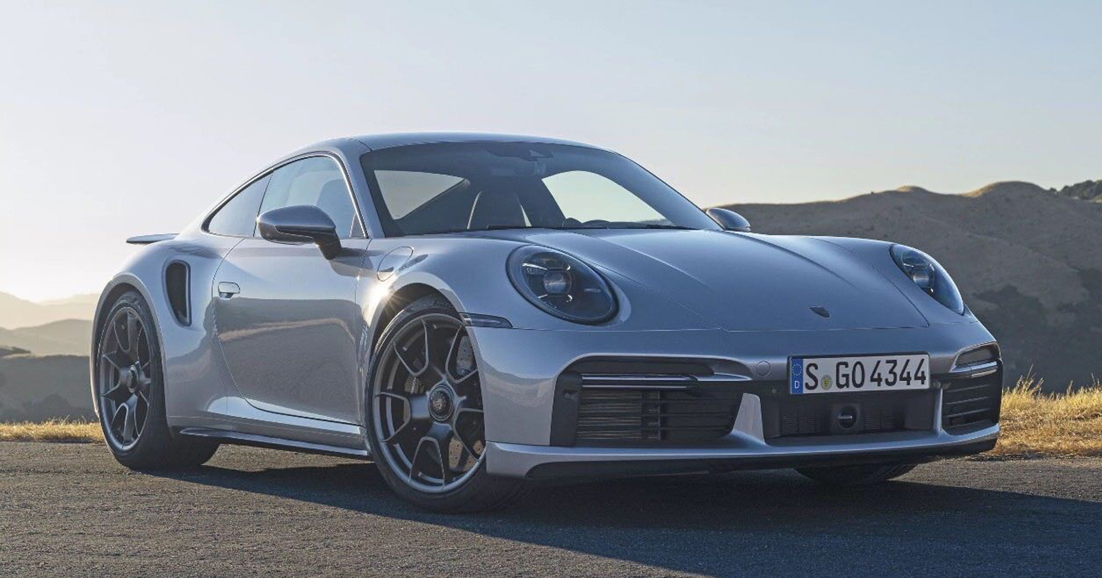 porsche-911-turbo-50-years-edition-tanitildi