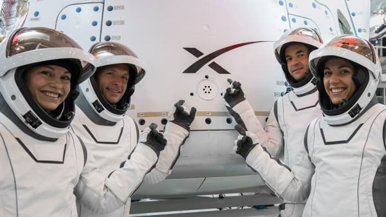 spacex crew dragon