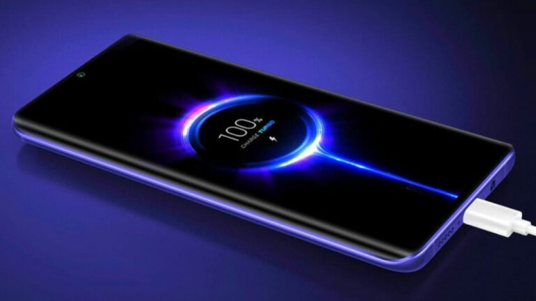 2024’te akıllı telefon bataryaları büyüyor! Ancak bir bedeli var