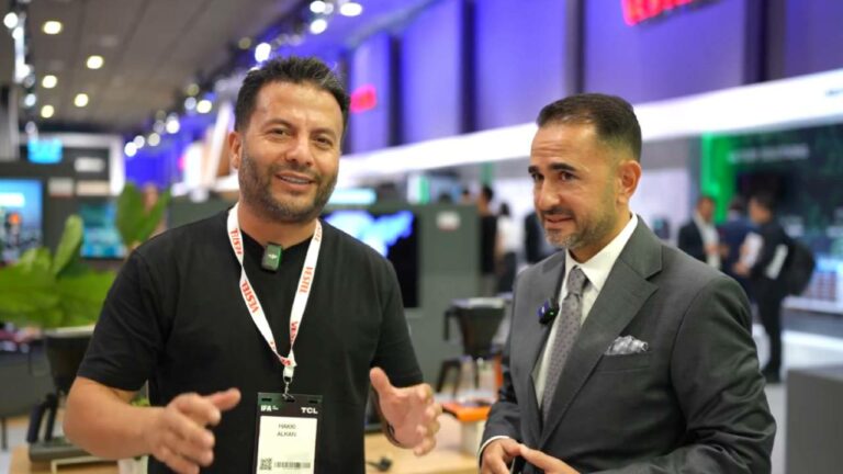 Vestel’den Almanya çıkışı: Uçaklarda artık Türk ekranları izleyeceğiz!