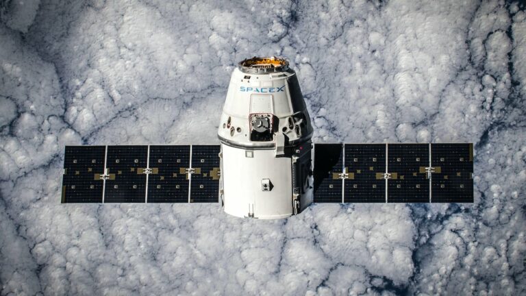 ABD, uydu internet hizmetleri için yeni bant genişliği açıyor!