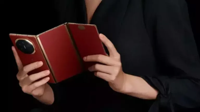 24 ayar altınla kaplanan Huawei Mate XT Ultimate ortaya çıktı!