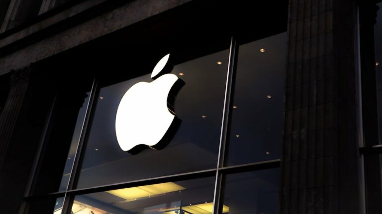 iPhone 16 serisi bekleneni verdi mi? Apple hisseleri düşüyor!