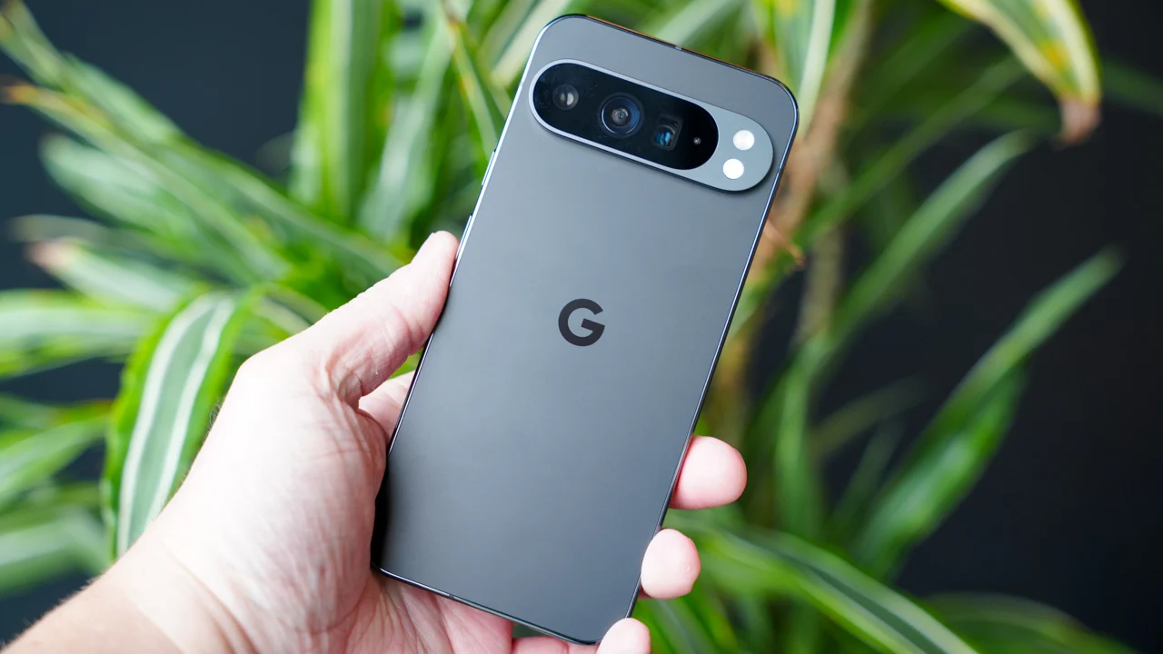 Yeni tanıtılan Google Pixel 9 Pro XL, dokunmatik sorunu ile gündemde. Ekranın bazı bölgelerinde oluşan hatalar kullanıcıları rahatsız ediyor.