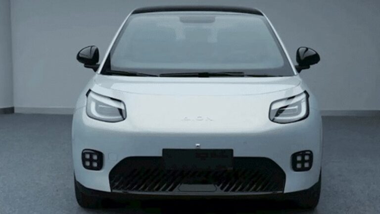 Çin’de büyük ses getiren ucuz hatchback Avrupa yolunda!