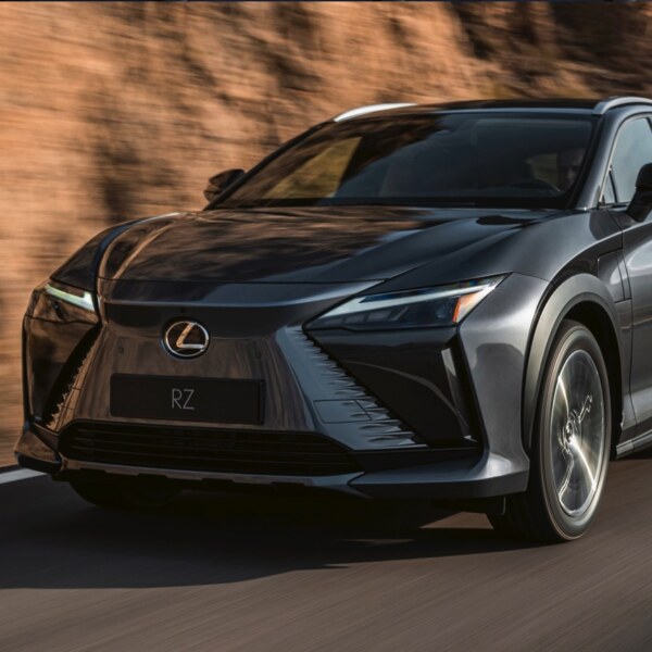 Lexus RZ 450e