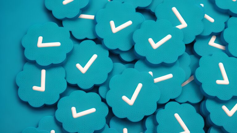 Sahte web sitelerine girmeye son! Mavi tik geliyor