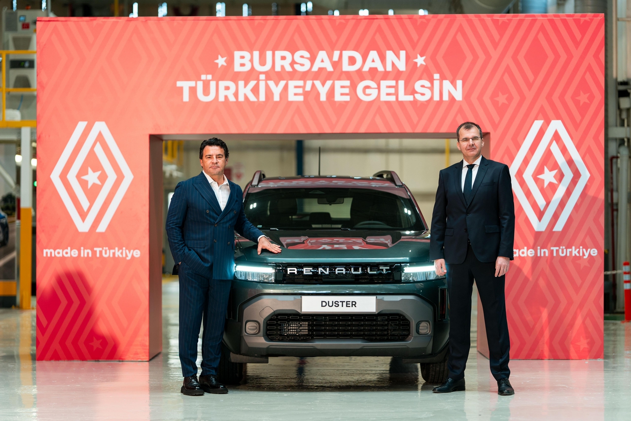 turkiyenin-gururu-yeni-renault-dusterin-uretimi-bursada-basladi