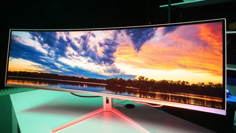 Philips Evnia 49M2C8900L QD OLED monitör inceleme