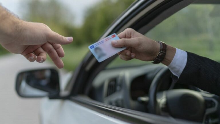 Ehliyet nasıl alınır?