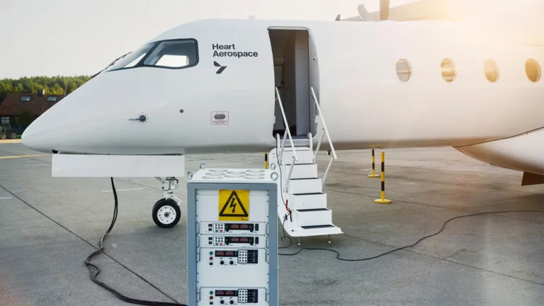 Dünyanın en büyük elektrikli uçağı Heart X1 ilk uçuşuna hazırlanıyor!