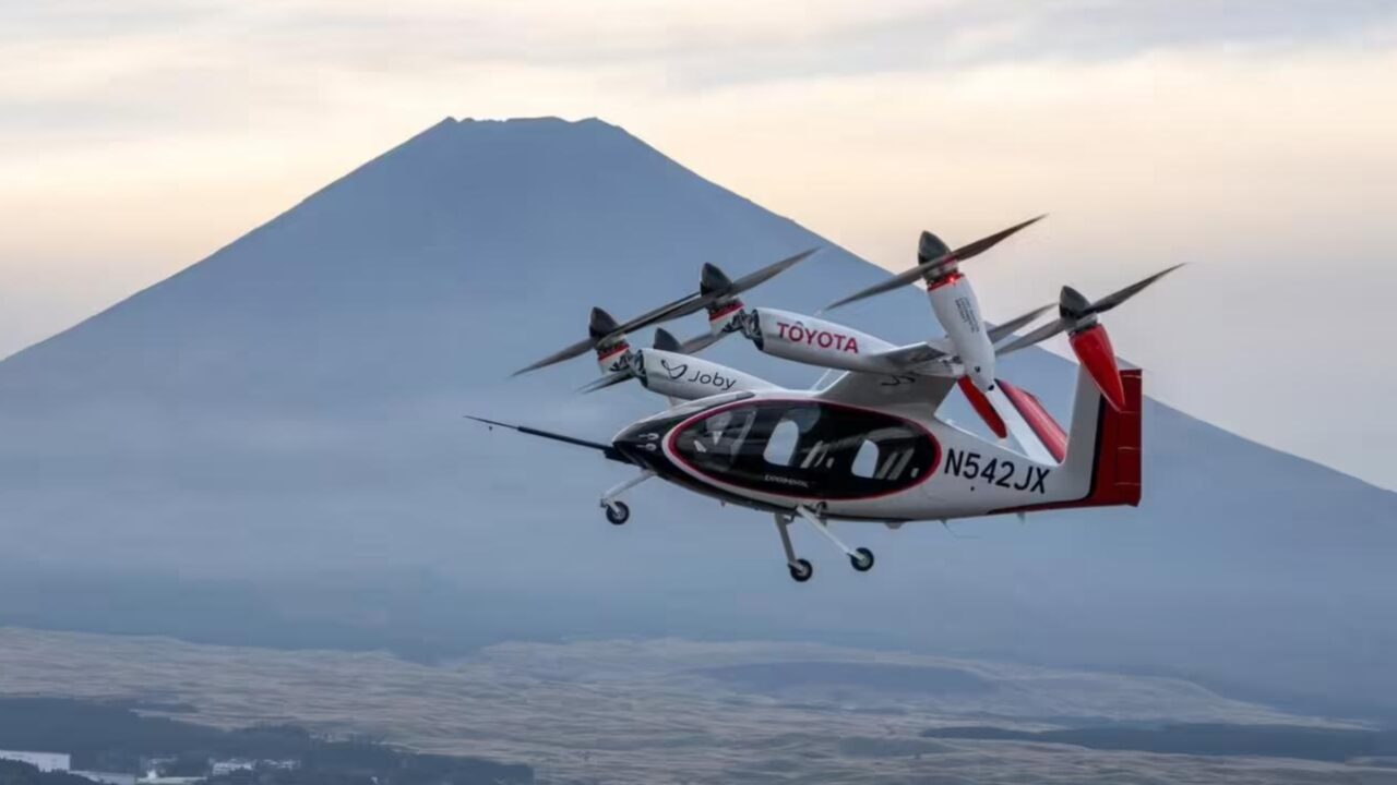 toyota-ucan-taksi-sov-yapti-test-edildi