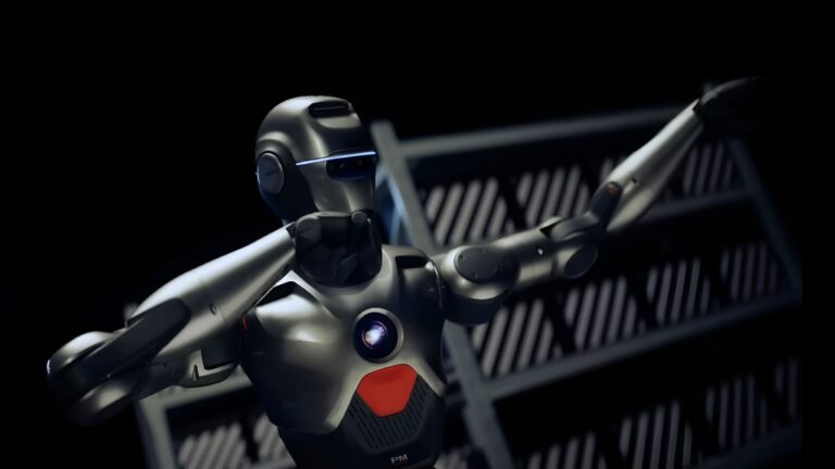 Maliyeti 11 bin Euro! Çin’de tanıtılan insansı robot şaşırttı