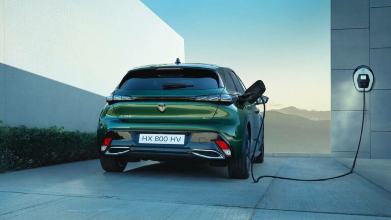 Peugeot E-308 fiyat listesi!