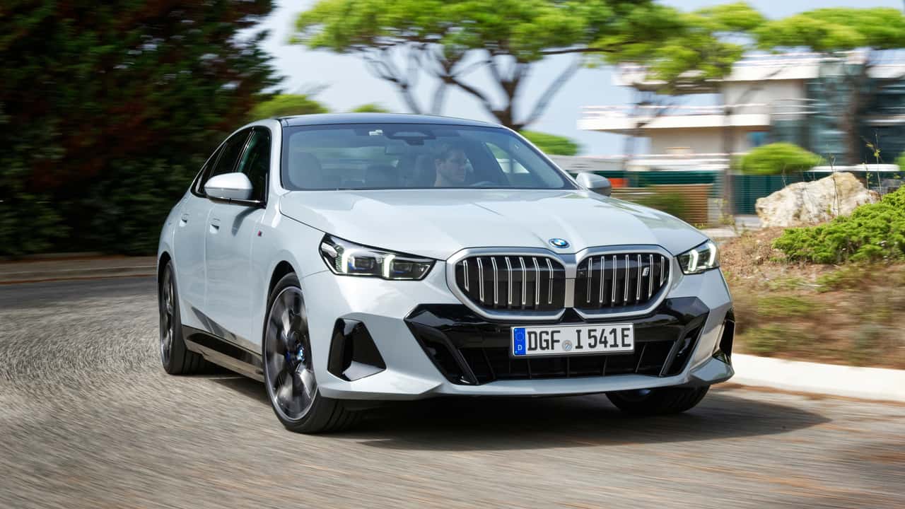 Yeni BMW i5 fiyat listesi ve özellikleri