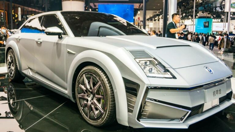 Çin’den Rolls-Royce rakibi yeni marka geliyor!