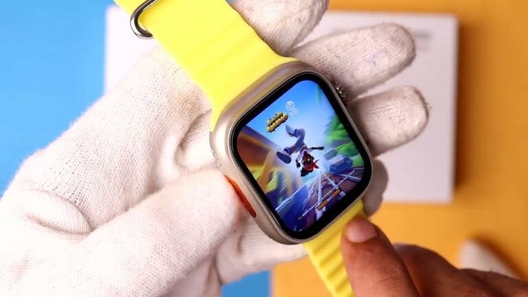 Samsung Galaxy saatte God of War oynadılar