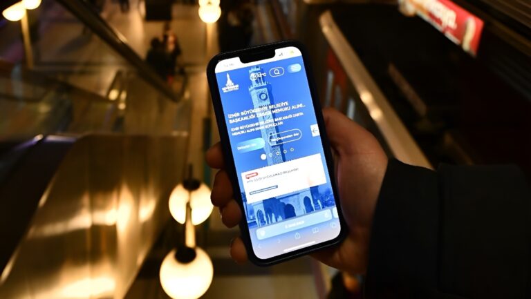 Tünelde bile çekecek! İzmir Metrosu’nda kesintisiz internet dönemi