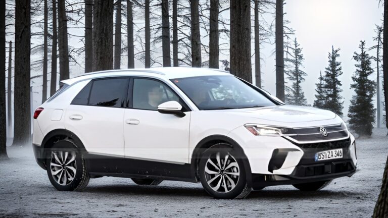 Volkswagen tarih verdi: Yeni T-Roc geliyor!