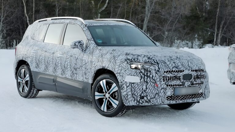 2026 model Alman SUV’si Mercedes GLB ilk kez görüntülendi!