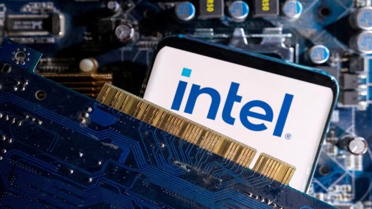 Intel beklenmedik bir başarıya imza attı