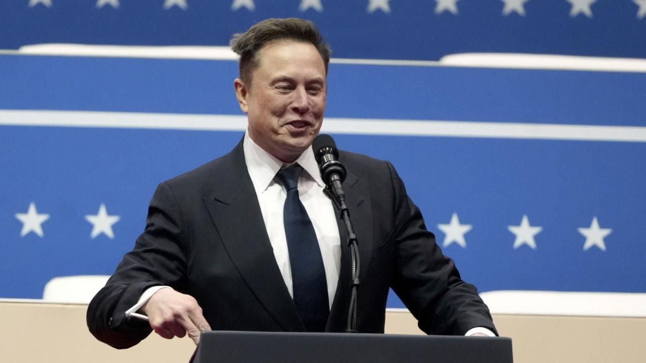 Son zamanlarda çıkgınca hamleler yapan Donald Trump ve Elon Musk'ın hamleleri dikkat çekmeye devam ediyor. Elon Musk tartışamasu büyüyor.