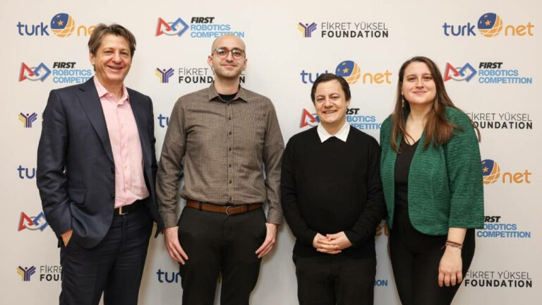 TurkNet’ten FRC’ye tam destek!