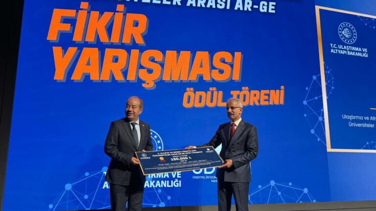 YTÜ’den ulaştırma yarışmasına dört ödül