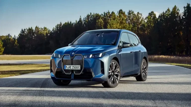 Yeni BMW i5 ve iX serisi, yüksek menzili ile dikkat çekti!