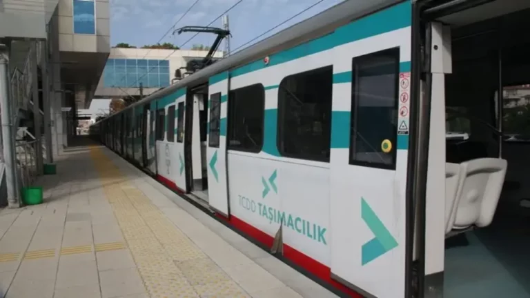 İstanbul-Ankara arası, süper hızlı trenle 80 dakikaya inecek!