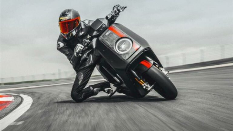 Niu NX Hyper, F1 Pisti’nde elektrikli motosiklet rekorunu kırdı!