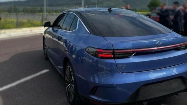 Gören bir daha bakıyor! Togg T10F’in yeni rengi ortaya çıktı