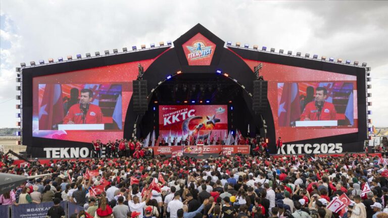 TEKNOFEST KKTC 2025, 62 bin ziyaretçiyle başladı!