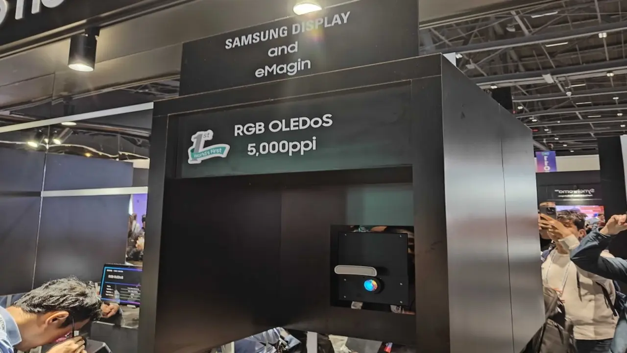 Samsung, 5.000 ppi OLEDoS panelini duyurdu