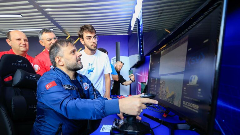 Turkcell’den TEKNOFEST KKTC’de karadan denize ilk 5G denemesi!