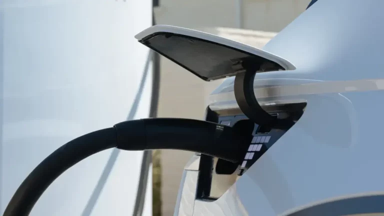 Hyundai, elektrikli araçlarında “tak ve şarj et” özelliği sunuyor!