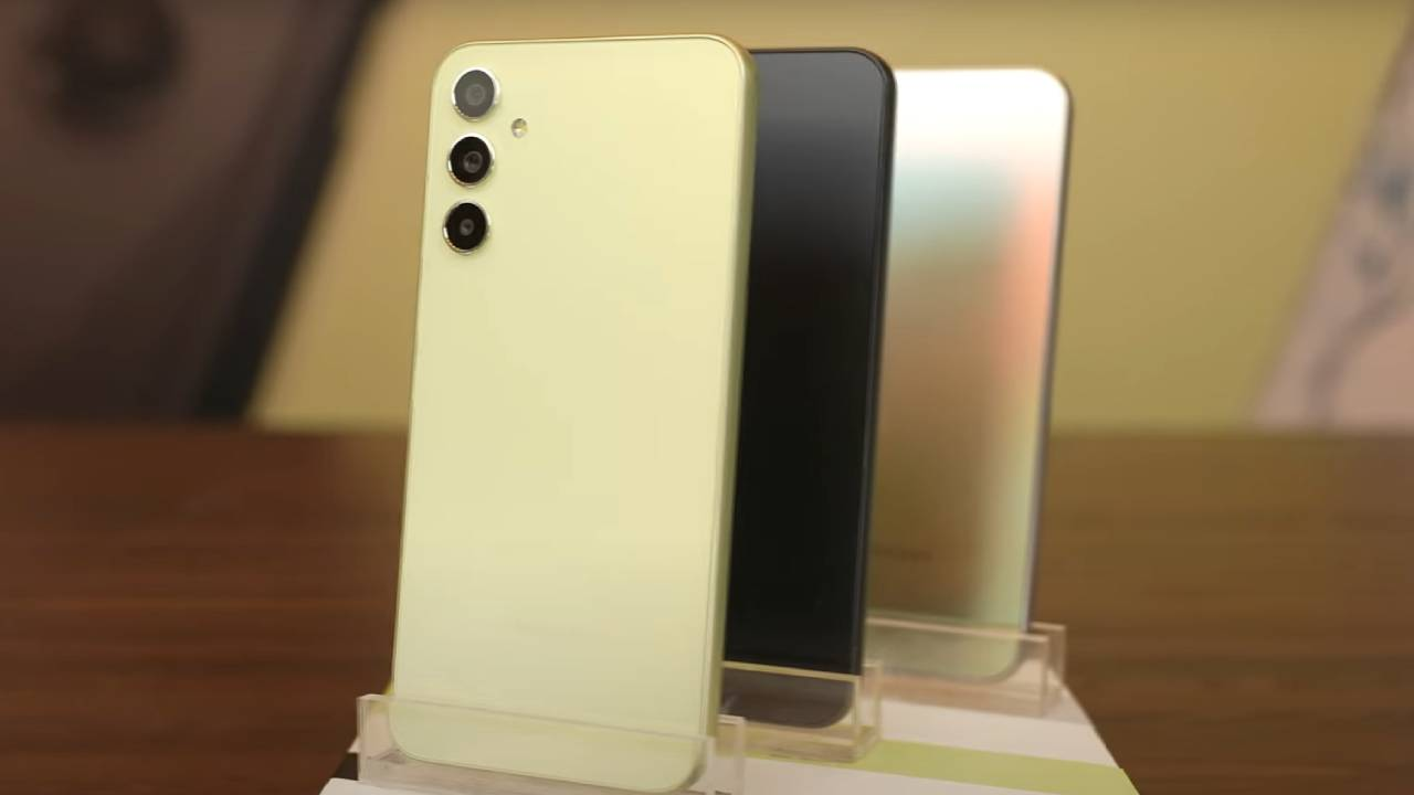 Samsung, Galaxy A54 için One UI 7 güncellemesini yayınladı