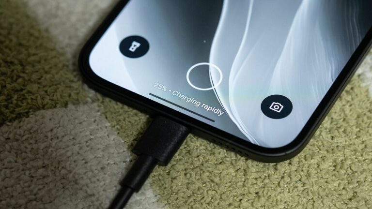 Android batarya uyarısı Play Store’a geliyor