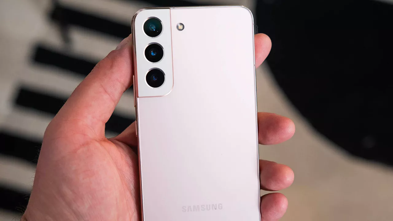 Bu Samsung modelleri için One UI 8 son büyük güncelleme olacak!