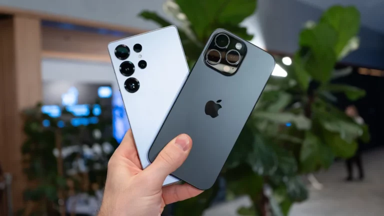 Apple kalınlaşıyor, Samsung inceliyor: Artık aynı paranın iki yüzü değiller!