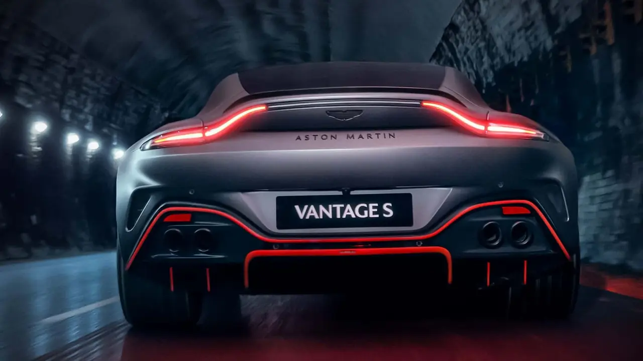 Aston Martin Vantage S görücüye çıktı