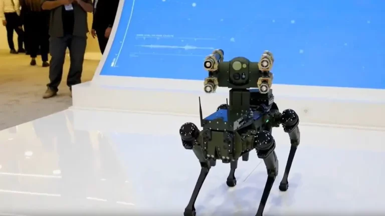 ROKETSAN roket atabilen robot köpek geliştirdi
