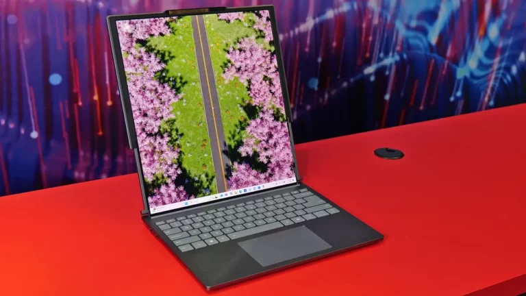 Yuvarlanabilir ekranlı bilgisayar geliyor