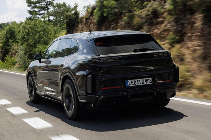 Elektrikli Porsche Cayenne