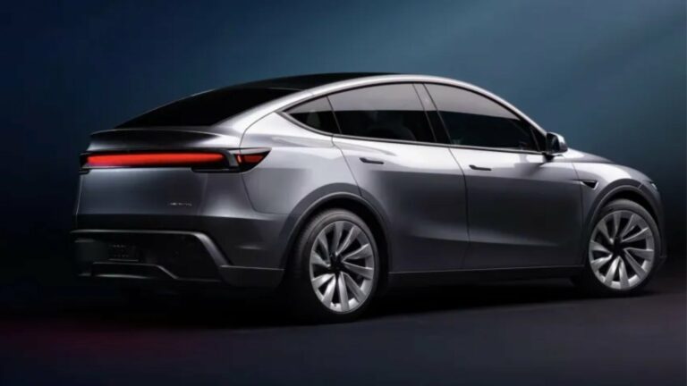 Tesla AI5 çipini görücüye çıkardı!