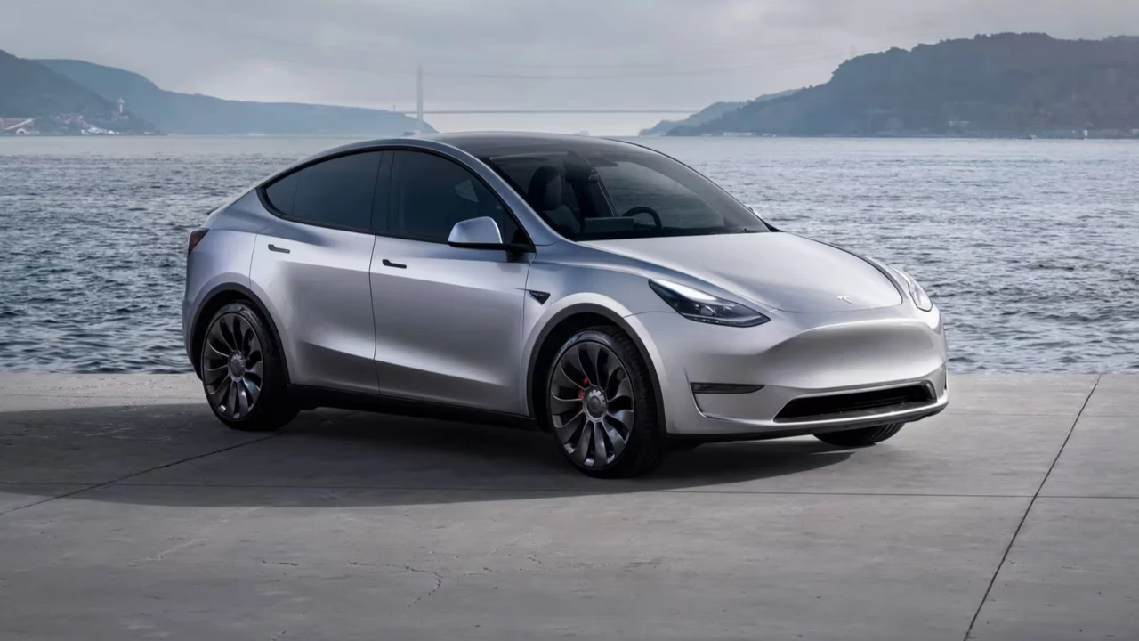 Tesla Türkiye yine zam yaptı