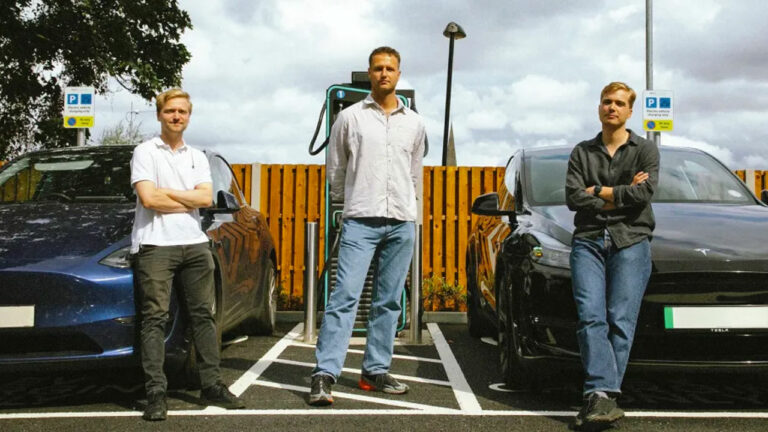 Elon Musk, kendine şarj rakibi yarattı: İşte Hubber!